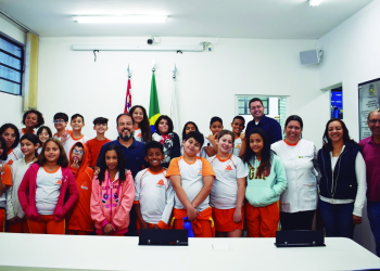 Câmara Estudantil promove interação entre Legislativo e escolas de Guararema