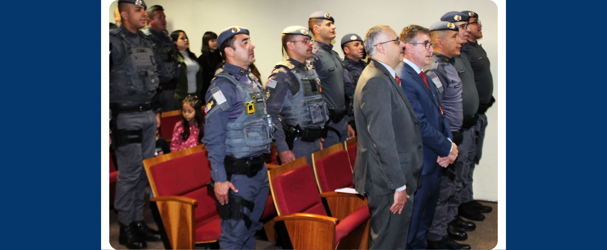 No momento, você está visualizando Câmara faz homenagem ao heroísmo de profissionais de segurança em ocorrências de alto risco